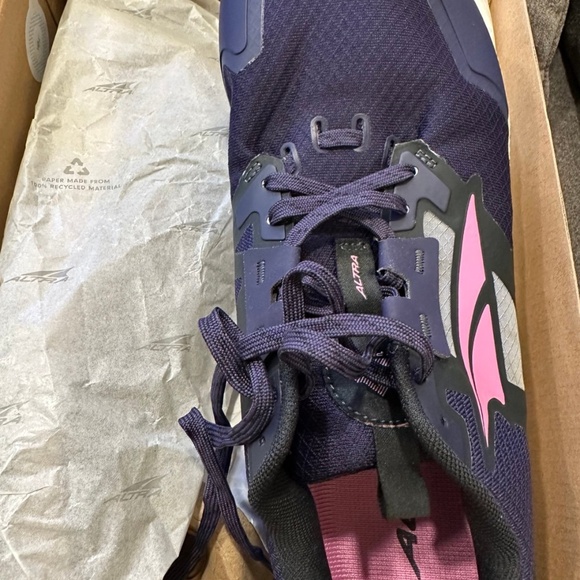 Shoes Altra W lone peak 7 dark purple shoe size 9.5. Never worn. - Picture 3 of 6